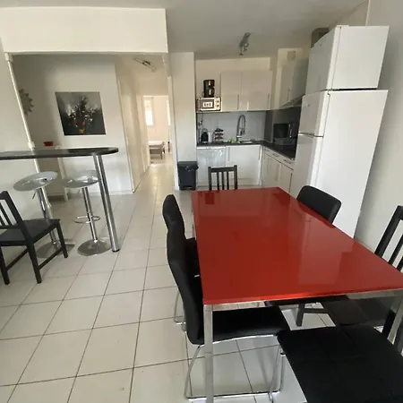 Moderne 3 Pieces Sur Marina Pour 6 Personnes - Fr-1-696-98 * カネ