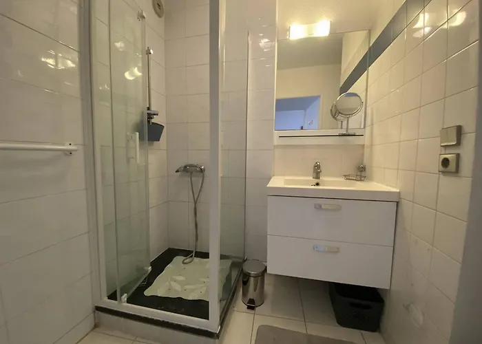Apartment Moderne 3 Pieces Sur Marina Pour 6 Personnes - Fr-1-696-98 Canet-en-Roussillon
